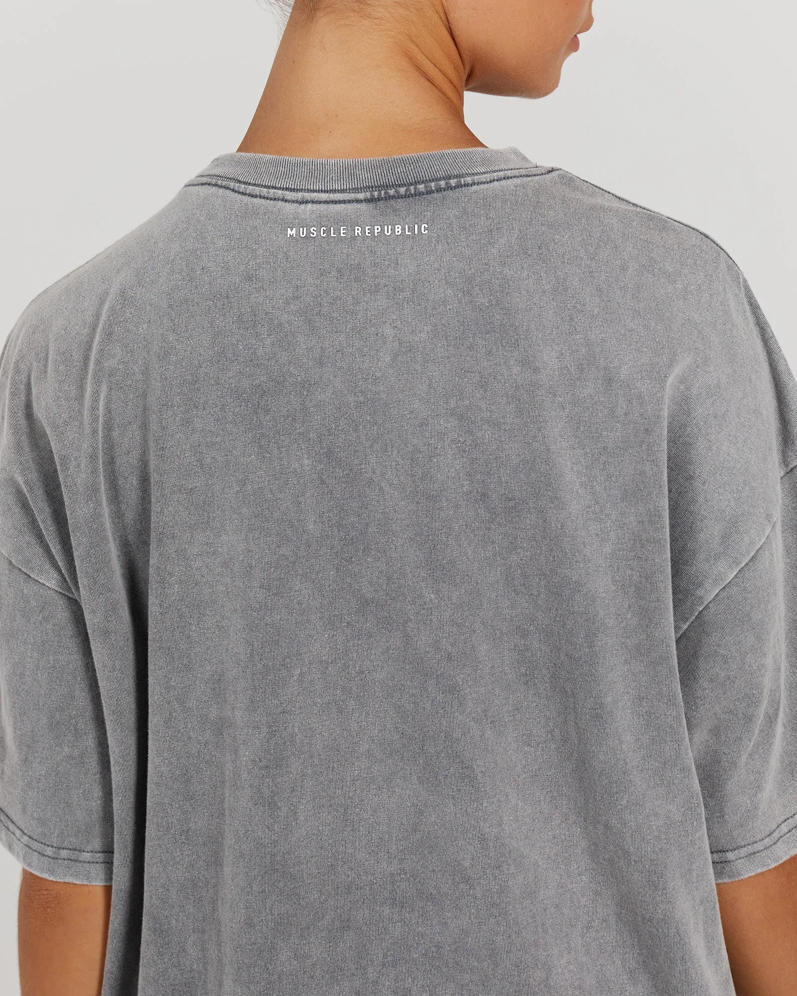 BOYFRIEND TEE - WASHED GREY