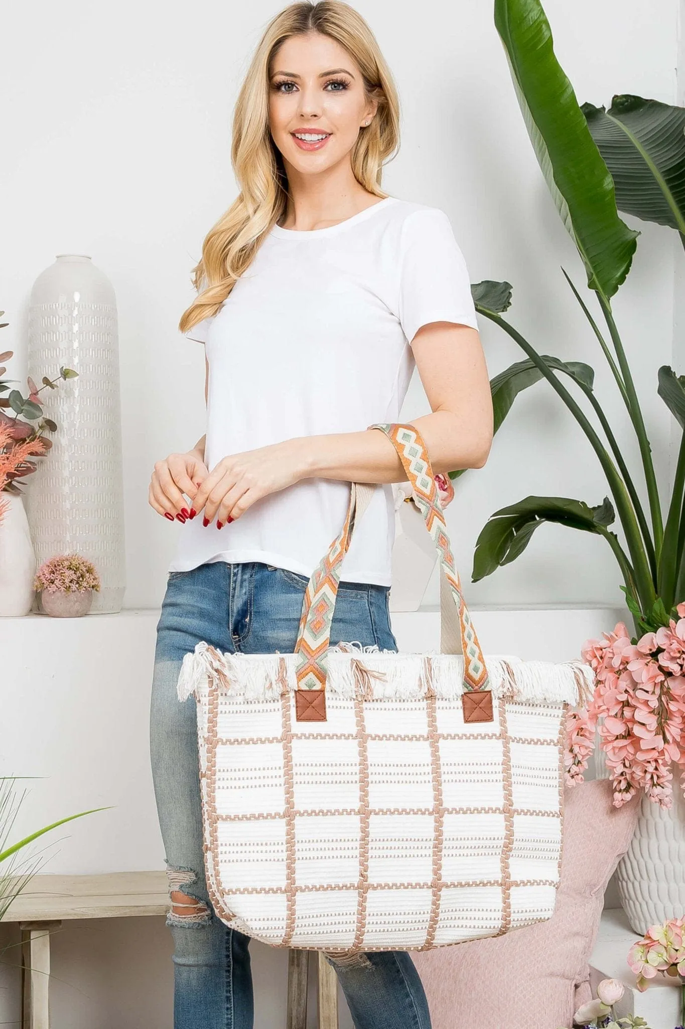 MB0176 Checked Pattern Top Fringe With Aztec Patterned Strap Tote Bag