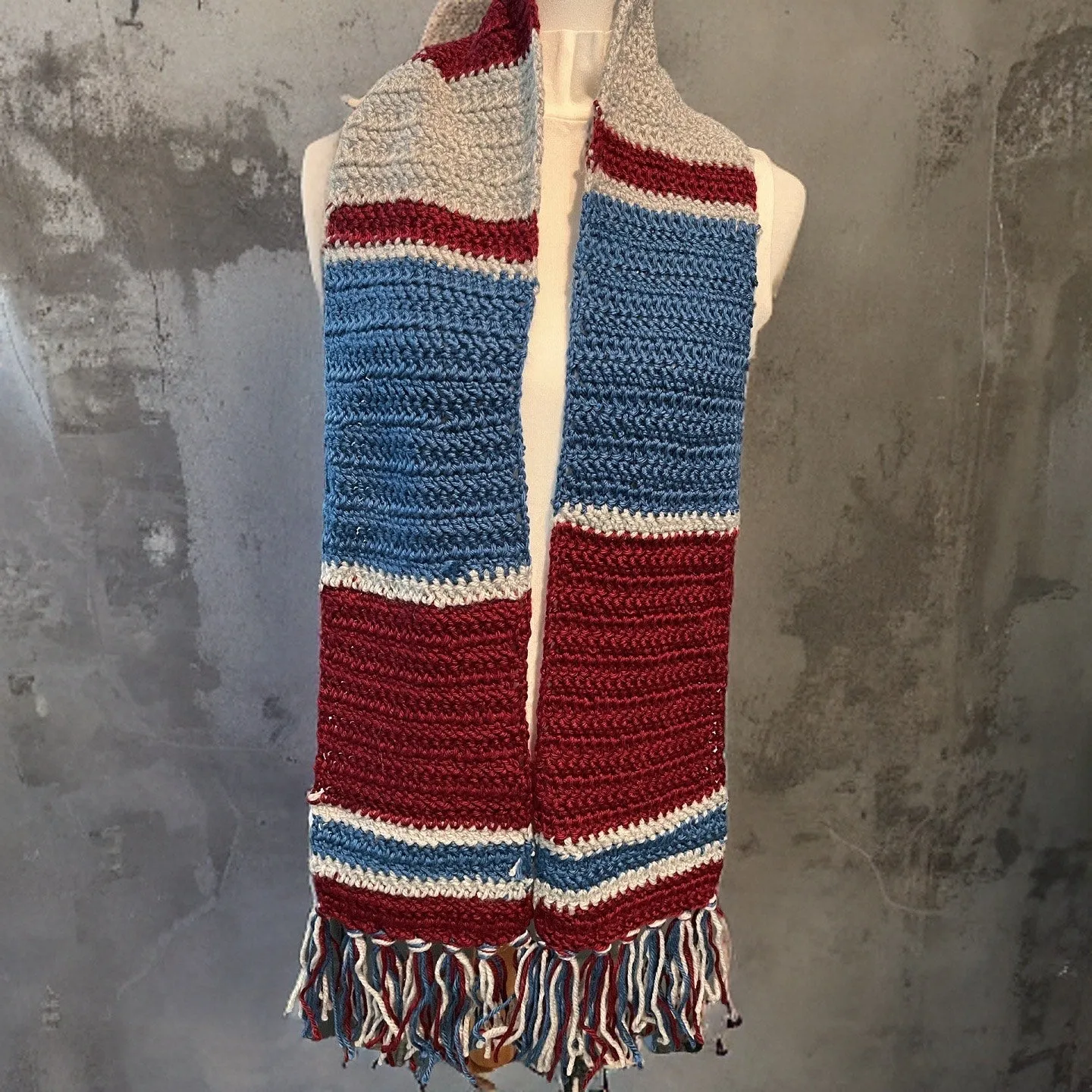 Scarf, Men's Crocheted, w/ Fringe, Blue/Gray/Red