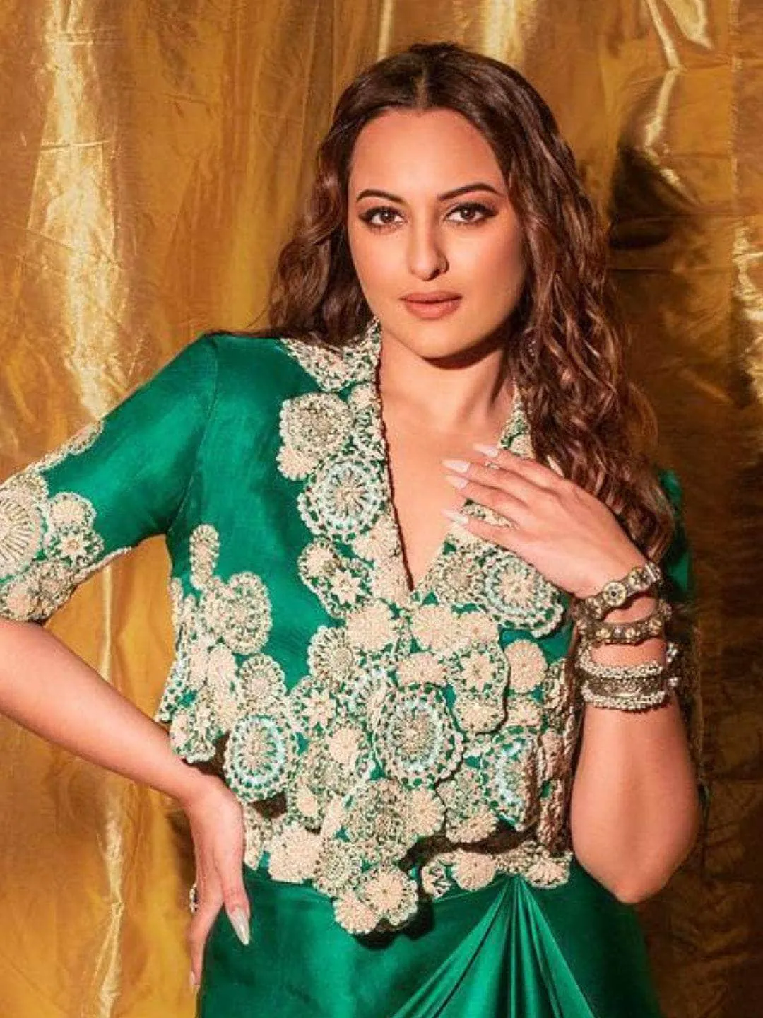 Sonakshi Sinha In Oxidised Tribal Bangle With Green Stones